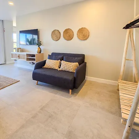 Vau Sunset View Апартаменти Портіман